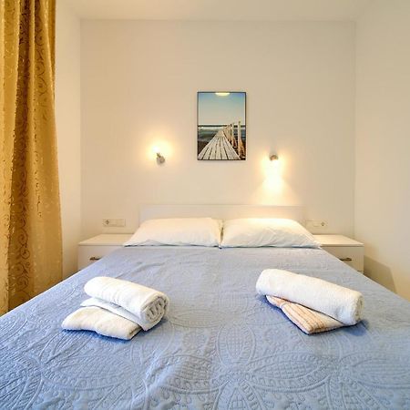 Apartmani Mara Matic Malinska Zewnętrze zdjęcie