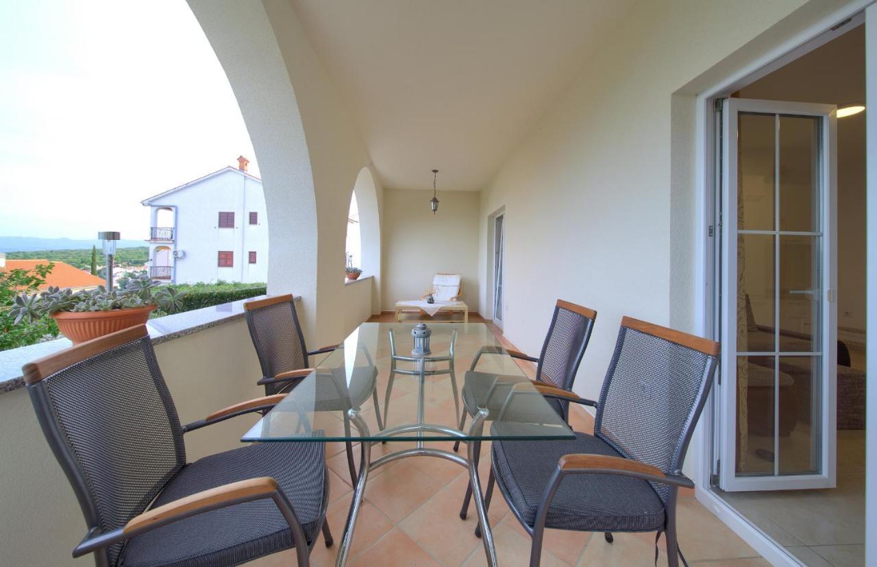 Apartmani Mara Matic Malinska Zewnętrze zdjęcie