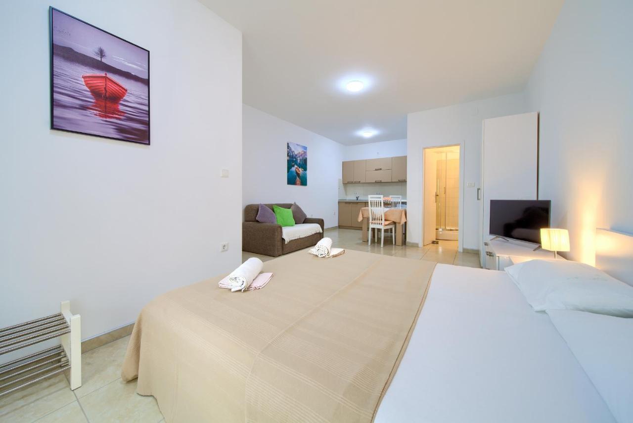 Apartmani Mara Matic Malinska Zewnętrze zdjęcie